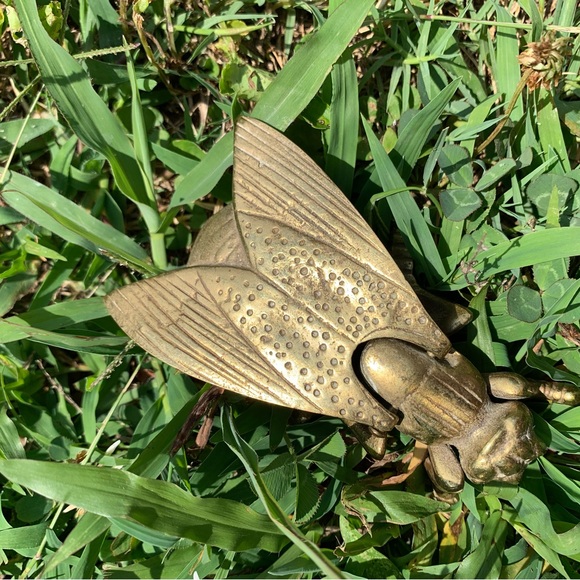 Brass Fly ashtray - Picture 8 of 12